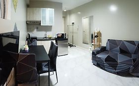 Monarch Parksuites - Balmoral Place